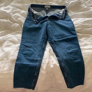 Abercrombie high rise curve love mom jean